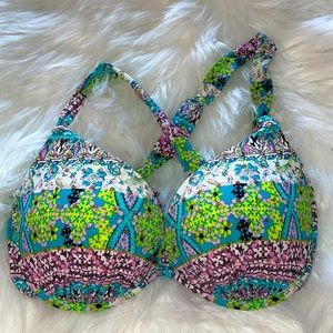 Victoria’s Secret push-up bikini top